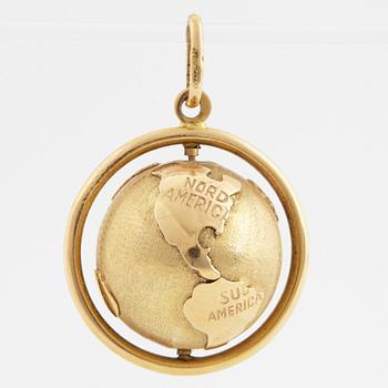 18K gold globe pendant.