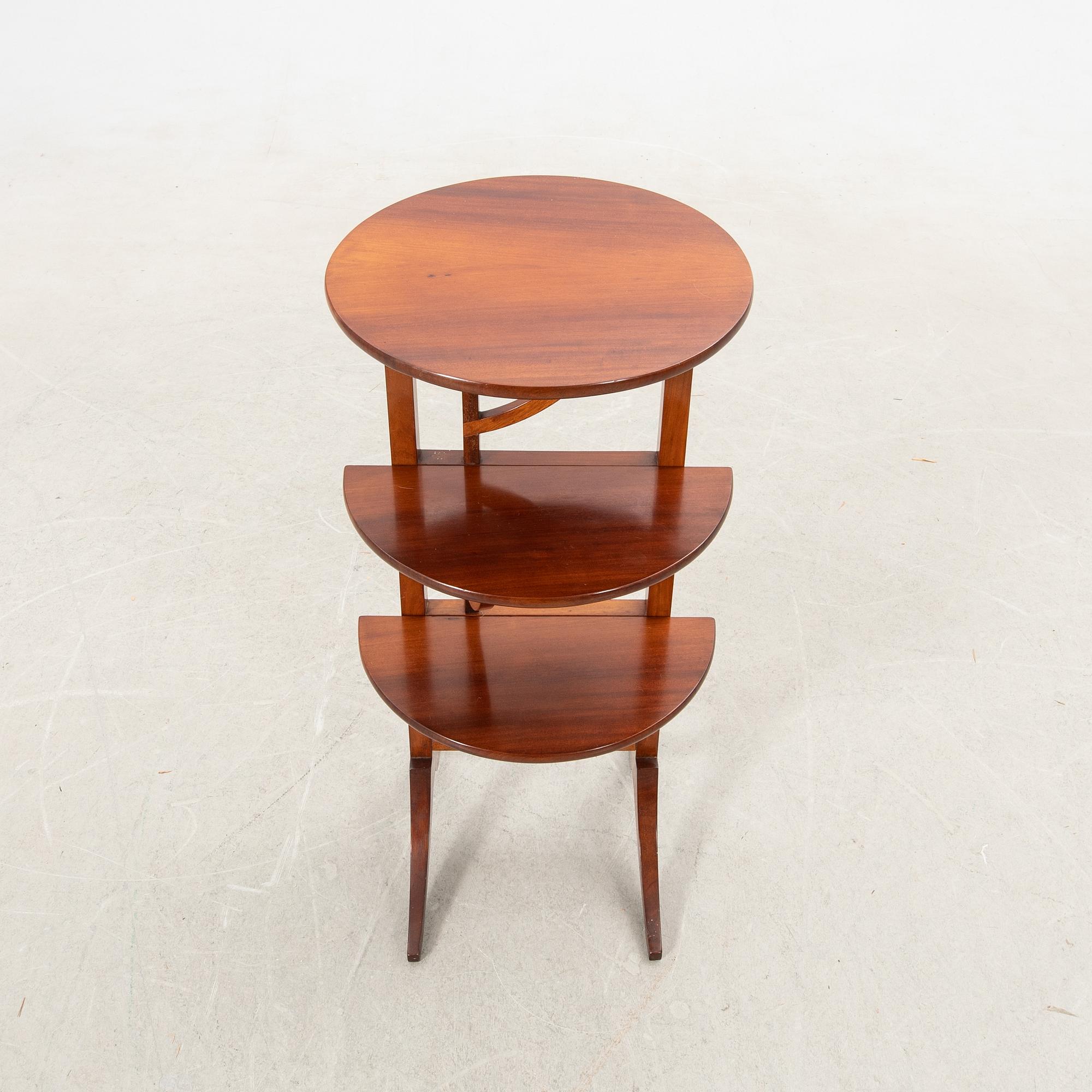 Fällbord, s.k. butterfly table England, 1800-tal.