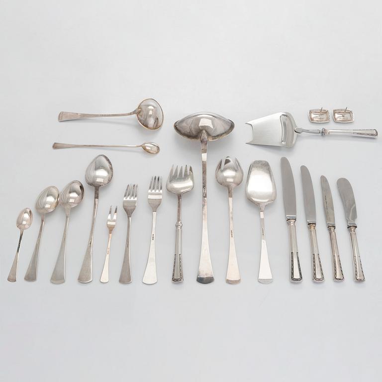 Tillander, bestickuppsättning, 118 delar, silver, "Käpy" (Kotte), Helsinki 1970-tal. Design: Vilho Ellenberg, 1920-tal.