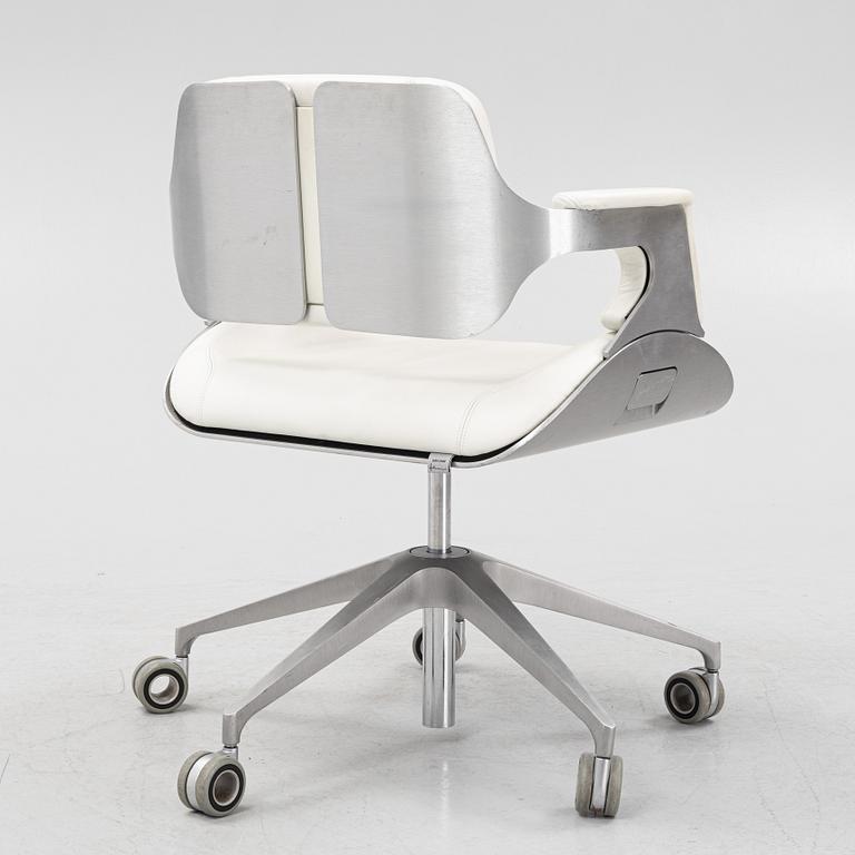 Hadi Teherani, a 'Silver 162S' desk chair, Interstuhl, Germany.