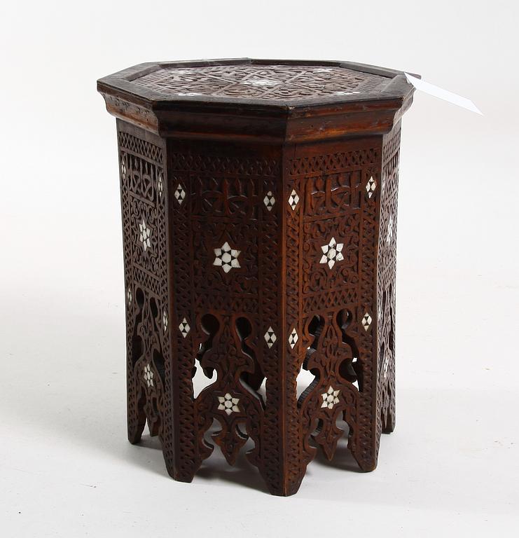 PALL, orientalisk.
