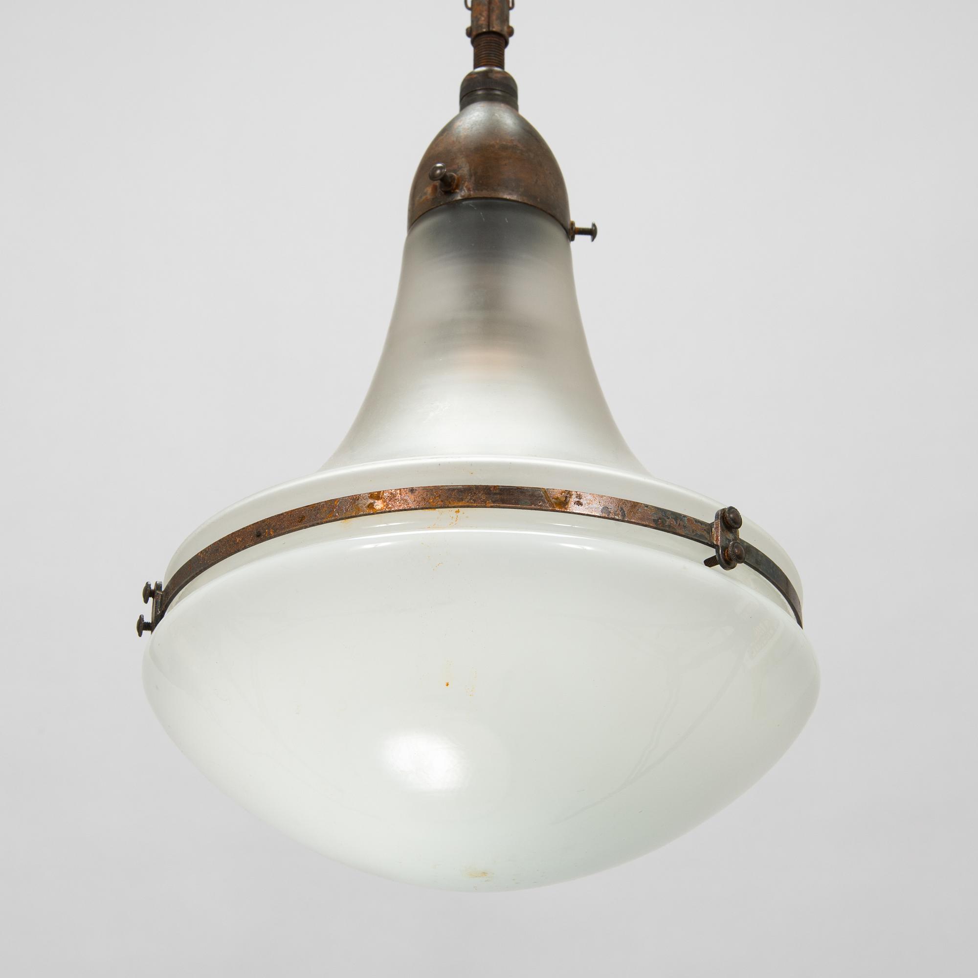 Peter Behrens, taklampa, "Luzette" för AEG (Allgemeine Electricitäts-Gesellschaft), Tyskland.