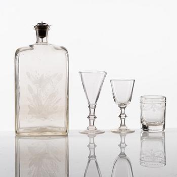 Glas, 27 delar, omkring år 1800/1800-talets andra hälft.