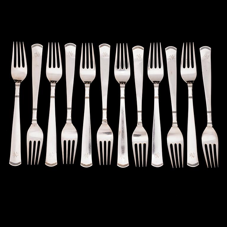 JACOB ÄNGMAN, a 102-piece silver cutlery set 'Rosenholm' for GAB Stockholm 1937.