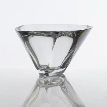 Tapio Wirkkala, a "Kuutonen" (Six) polished chrystal glass bowl model 3340/3840, Iittala, Finland 1952-61.