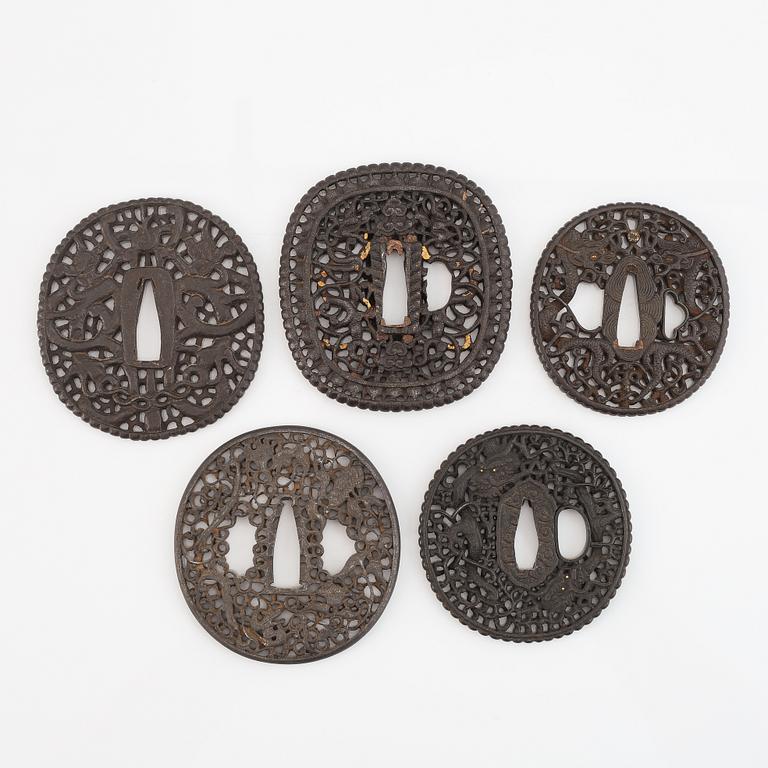 Tsuba, 5 st, Kina/Japan.