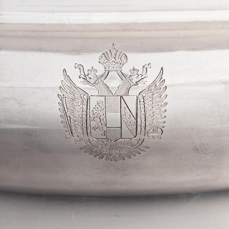 A French silver dish with lid, mark of Maison Odiot, Paris, France, second half of the 19th century.
