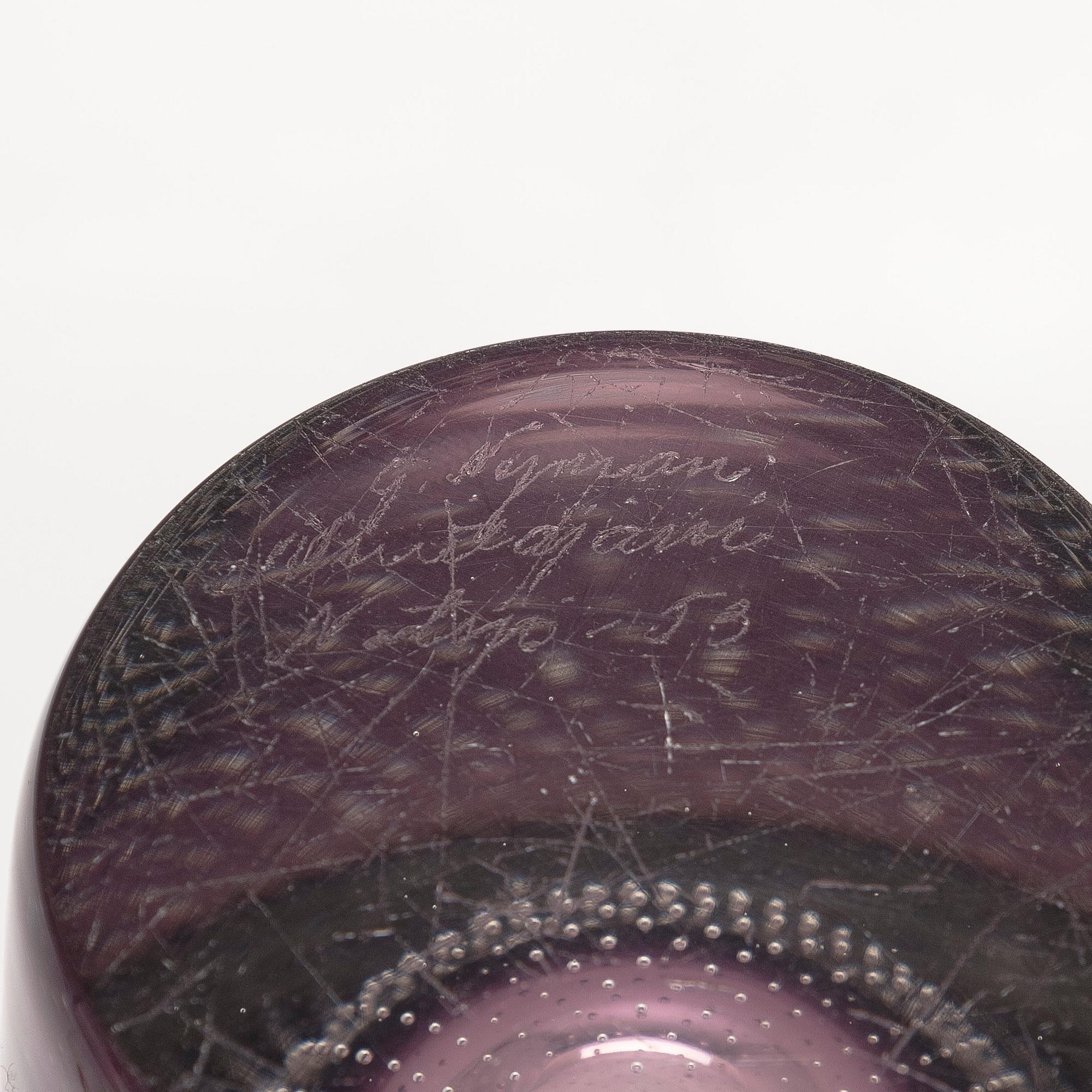 Gunnel Nyman, maljakko, malli "GN 12", signeerattu G. Nyman Nuutajärvi Notsjö -53.