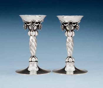 568. GEORG JENSEN, ljusstakar, ett par, Köpenhamn 1945-77,
