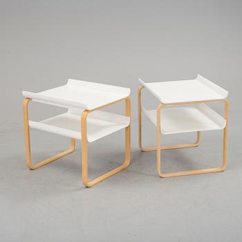 ALVAR AALTO, sidobord, ett par, modell 915, Artek.
