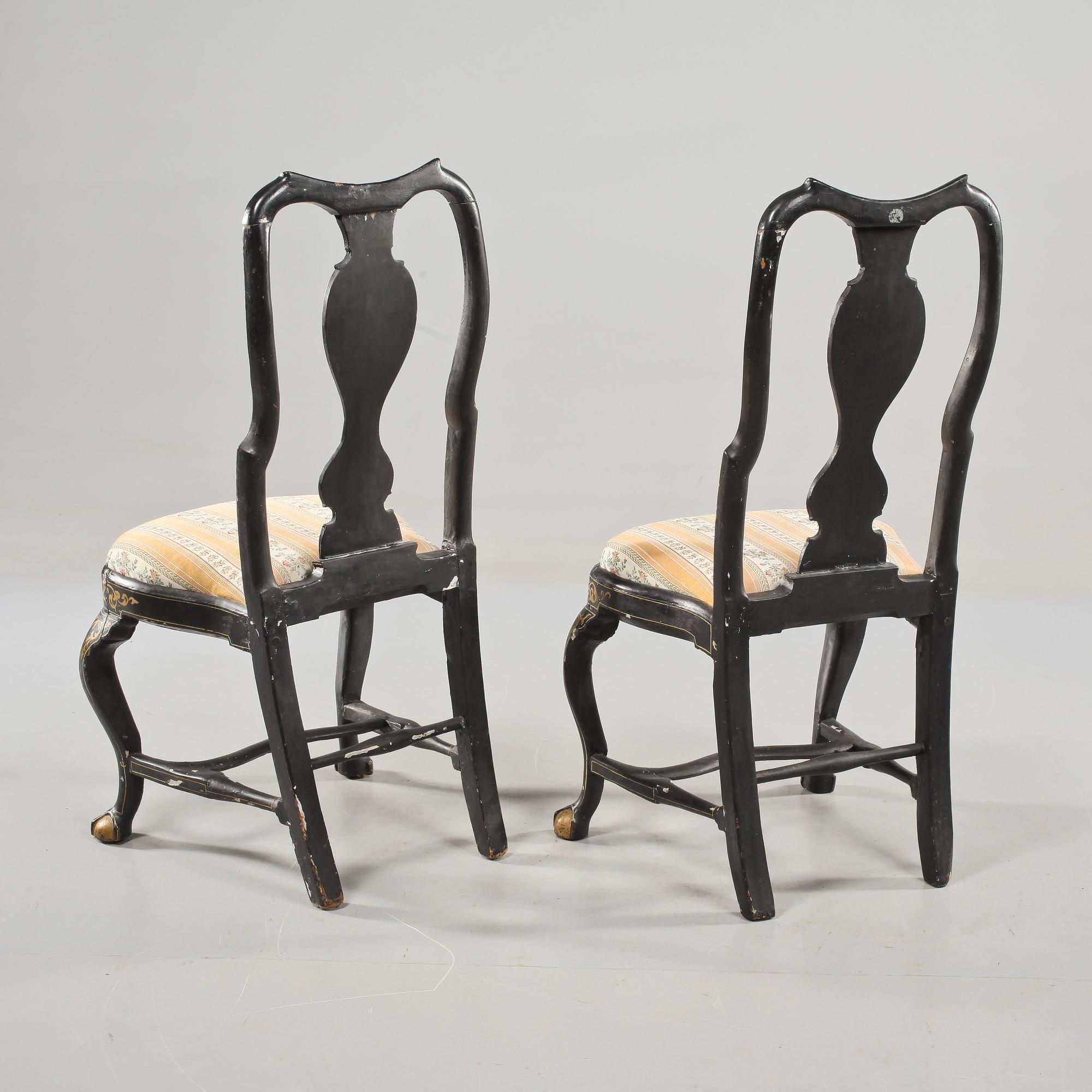 STOLAR, ett par, senbarock, 1700-tal.