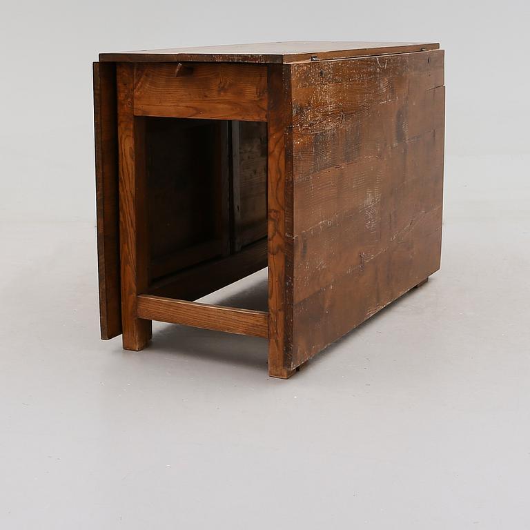 SLAGBORD, 1800-talets första hälft.