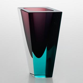 Kaj Franck, a 'Prisma' vase, signed K. Franck, Nuutajärvi Notsjö -59.