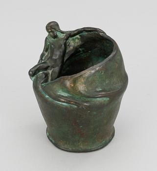 A Harald Sörensen-Ringi Art Nouveau bronze vase, Stockholm 1904.