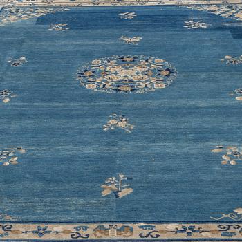 A carpet, an antique Beijing, China, late Qing dynasty, ca 353,5-359 x 275-282 cm.