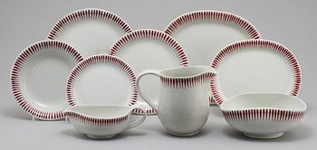 SERVISDELAR, 49 delar, flintgods, "Amulett", Wilhelm Kåge, Gustavsberg, 1900-tal.