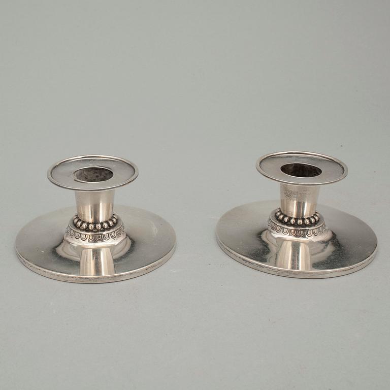 LJUSSTAKAR, ett par, silver, Borgila, Stockholm 1939. Tot ca 180 gram.