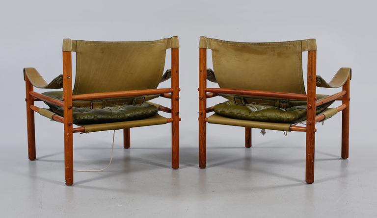 KARMSTOLAR, ett par, "Sirocco", Arne Norell, Norell Möbel AB, 1960/1970-tal.