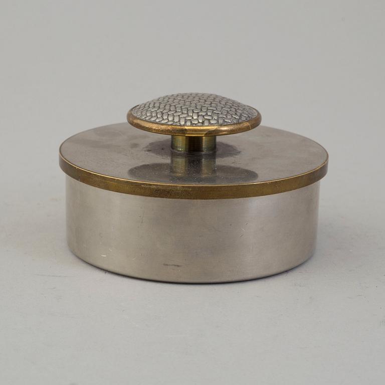 ESTRID ERICSON, burk med lock, för Firma Svenskt Tenn, Stockholm 1956.