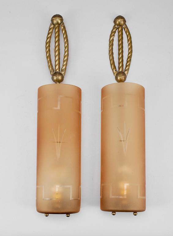 VÄGGLAMPOR, ett par, glas, 1930/40-tal, Sverige.