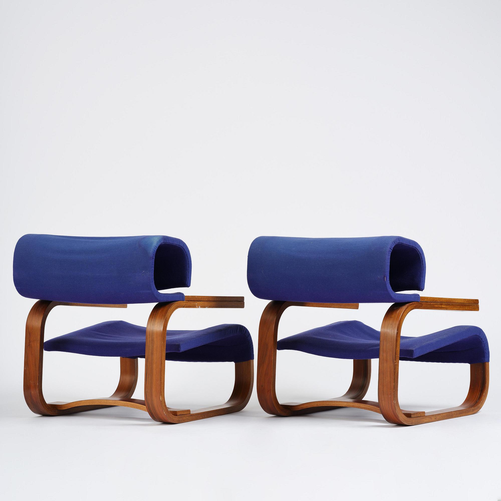 Jan Bocan, fåtöljer, ett par, Thonet, utförda för Tjeckoslovakiska ambassaden, Stockholm 1972.