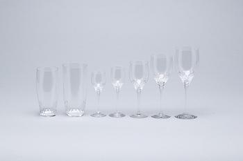 GLASSERVIS, 72 delar, "Prelude" design Nils Landgren, Orrefors.