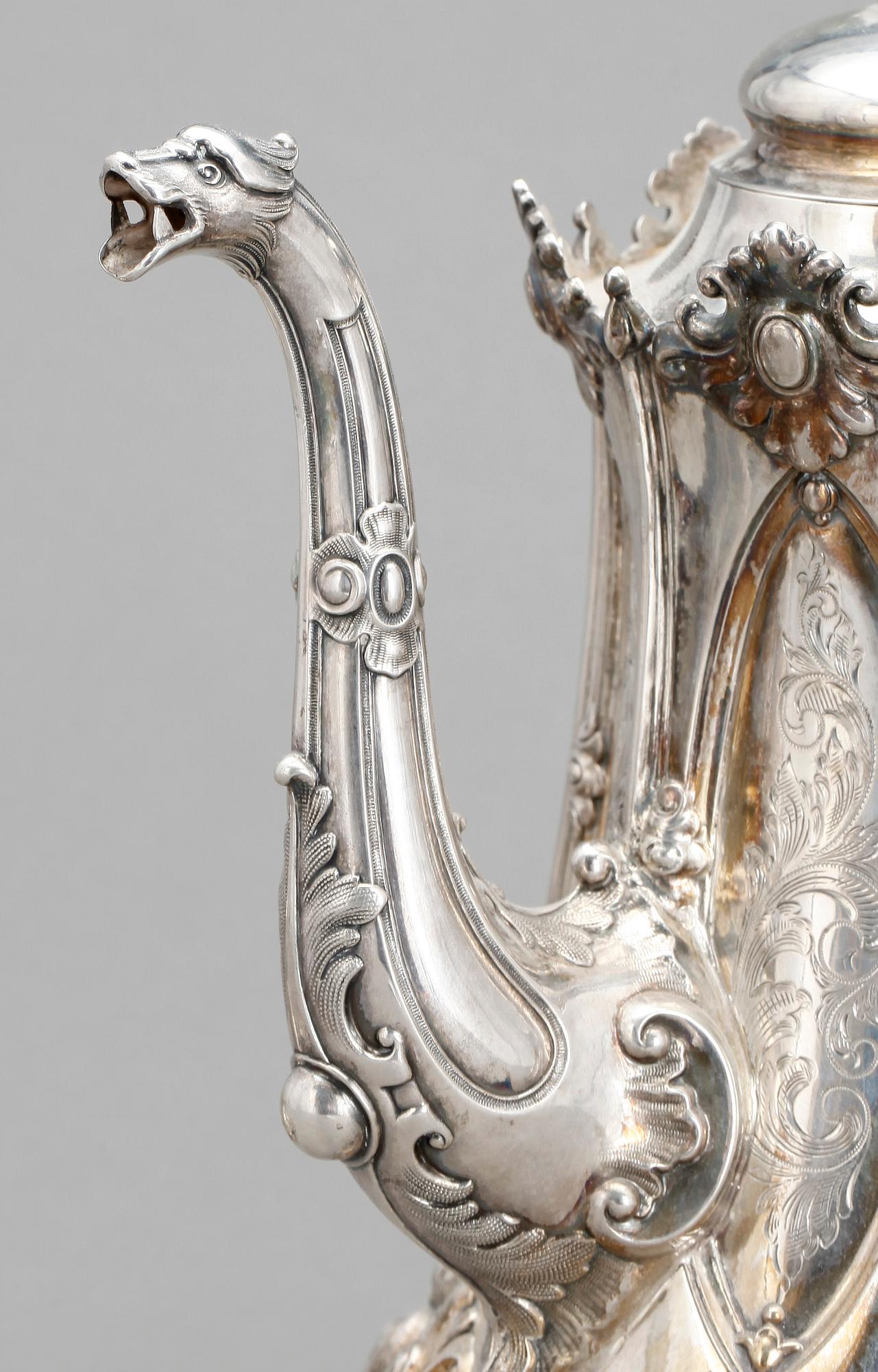 KAFFESERVIS, 3 delar, silver, götisk modell, Lindbäck, Nederkalix 1898. Tot vikt ca 1846 gram.