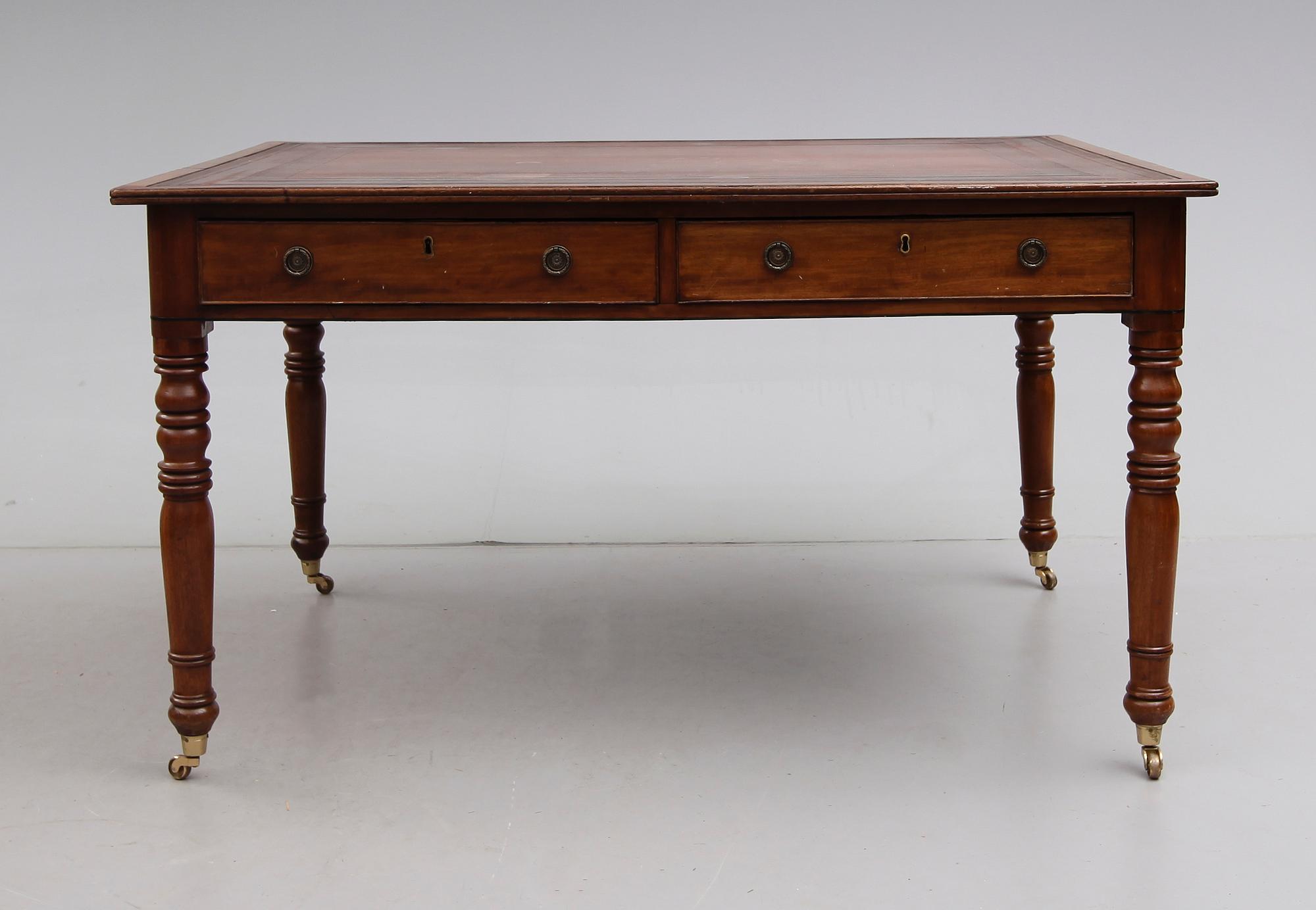 SKRIVBORD, England, 1800-talets andra hälft.