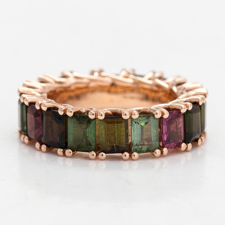 A 14K rose gold ring, with multicoloured tourmalines.