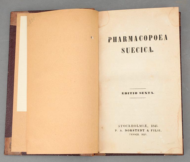 BÖCKER OM MEDICIN, 4 st, bla Lehrbuch der Apothekerkunst av Karl Gottfried Hagen, vol 2, Königsberg 1797.