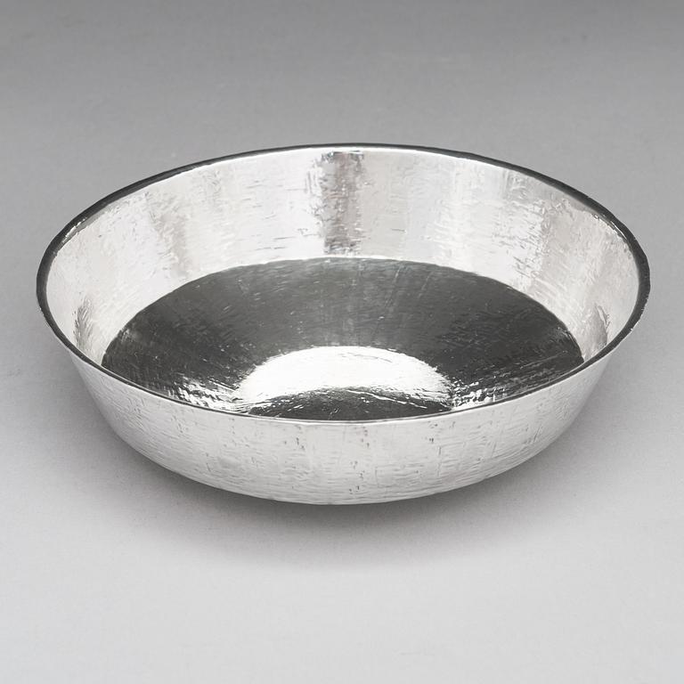 Tapio Wirkkala, Silver bowl TW289, marked TW, Kultakeskus, Hämeenlinna 1965.