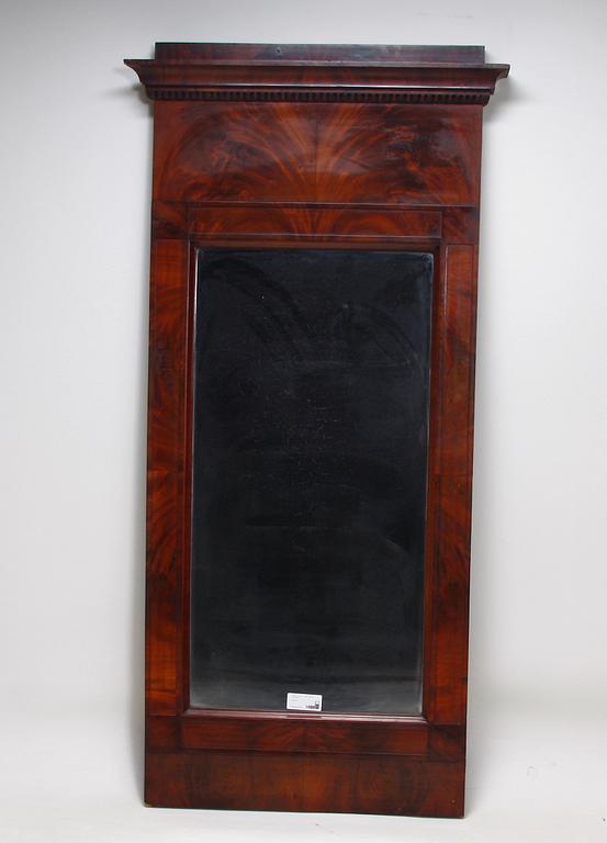 SPEGEL, empire, Ryssland. 1820-30-tal.