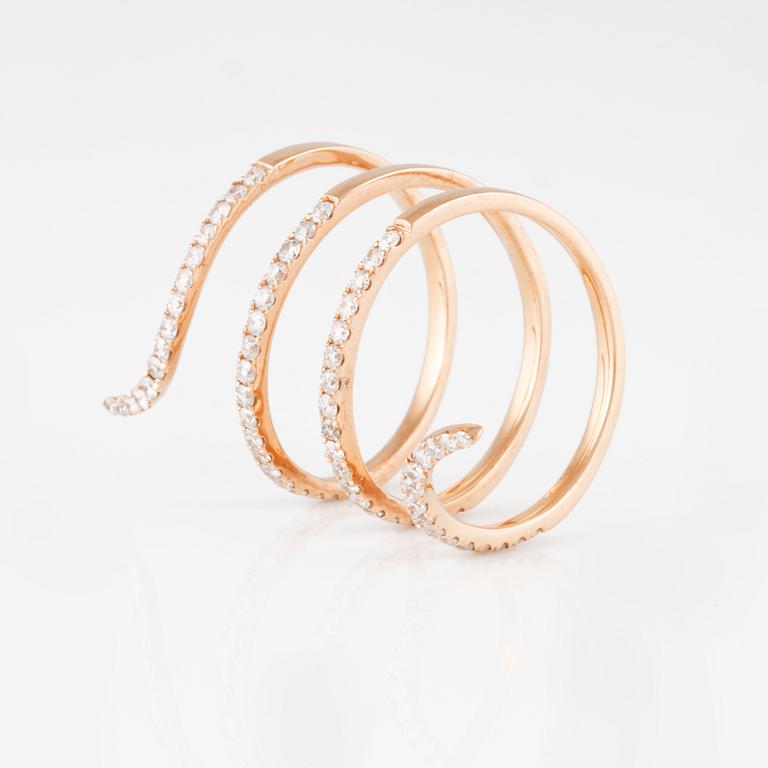 RING, 18K roséguld med briljantslipade diamanter ca 0.85 ct. Vikt 4,5 gram.