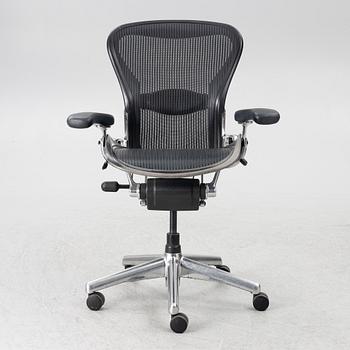 Don Chadwick och Bill Stumpf, skrivbordsstol, "Aeron", Herman Miller.