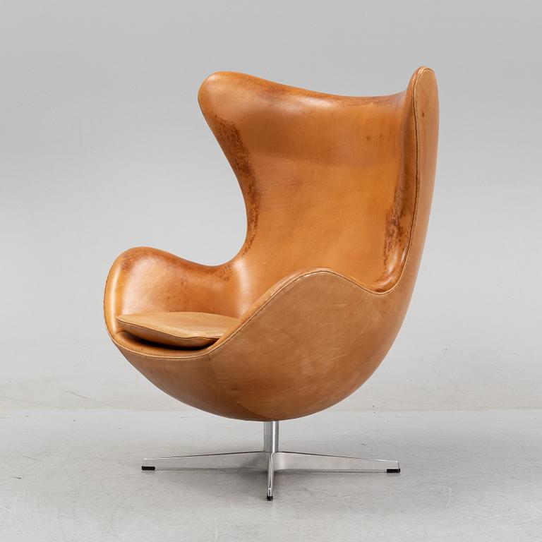 Arne Jacobsen, fåtölj, "Ägget", formgiven 1958.