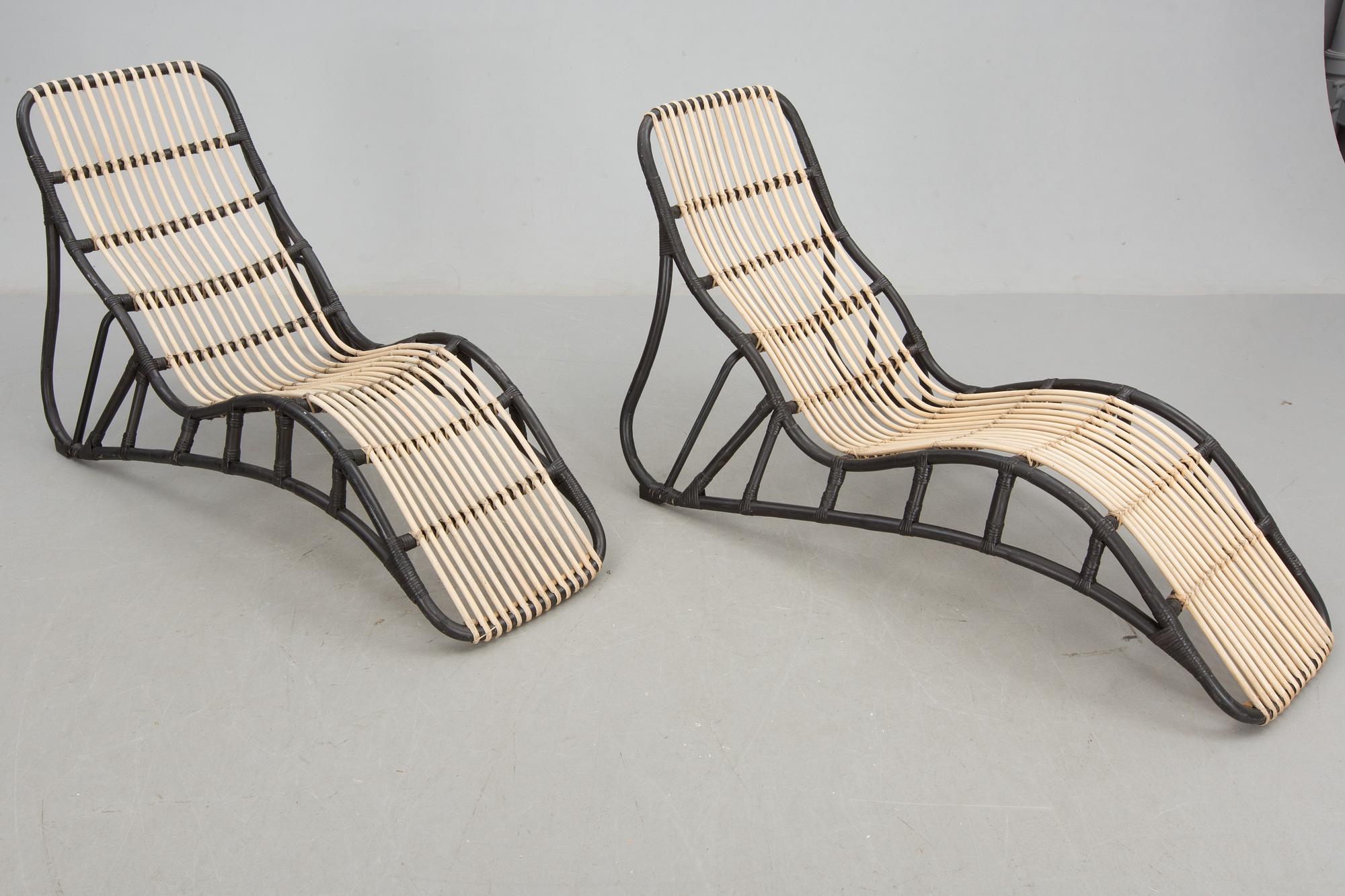 VILSTOLAR, ett par, 1900-tal.