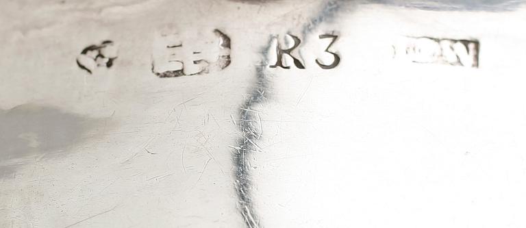 GRÄDDKANNA, silver, svenska stämplar Nyköping 1823. Vikt ca 83 gram.