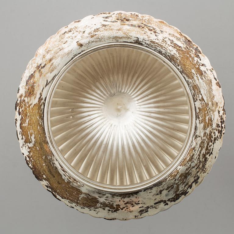 STRÖSOCKERSKÅL med LOCK, silver, GAB, Stockholm, 1905. Vikt ca 572g.