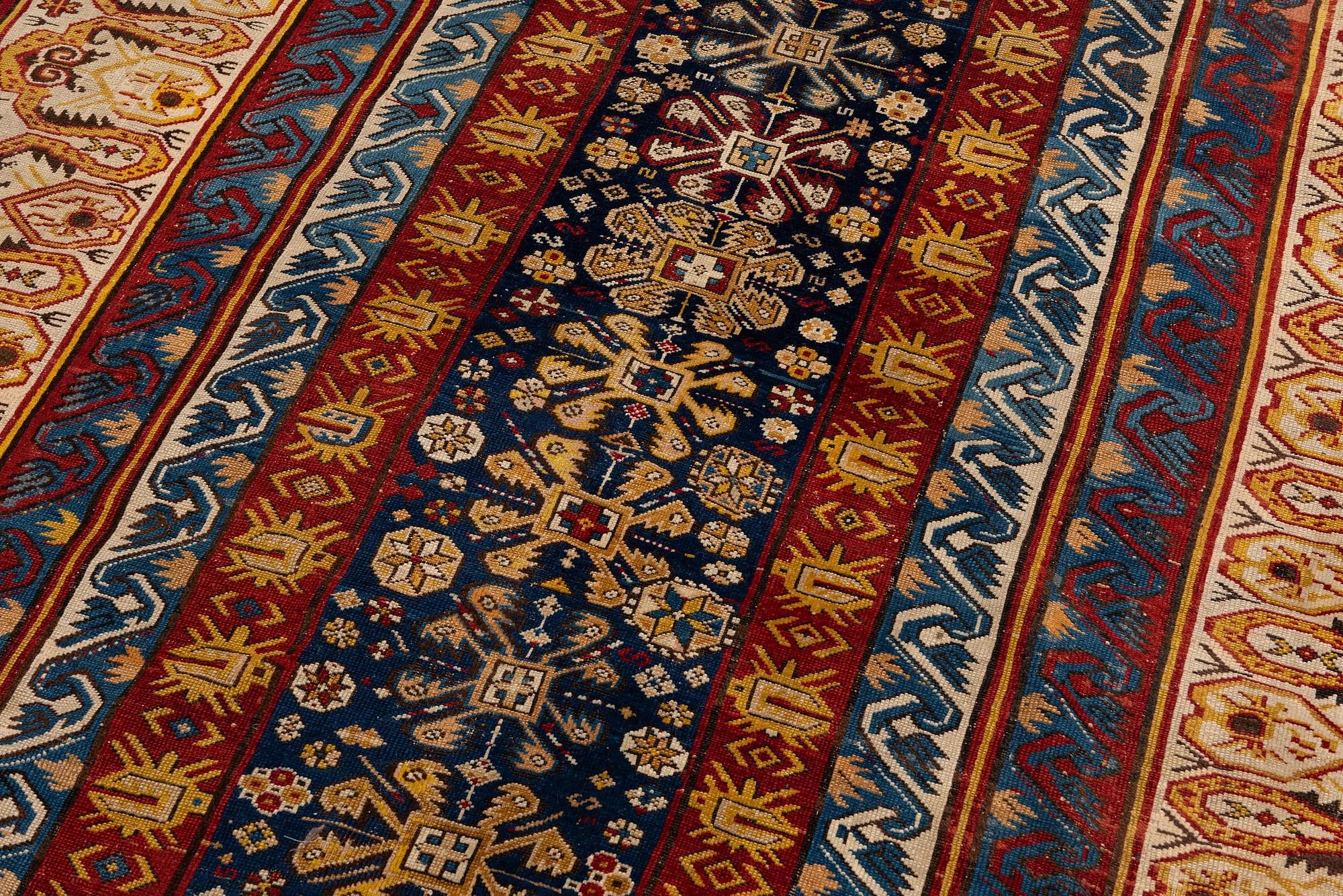 An antique Zeichur rug, c. 269 x 184 cm.