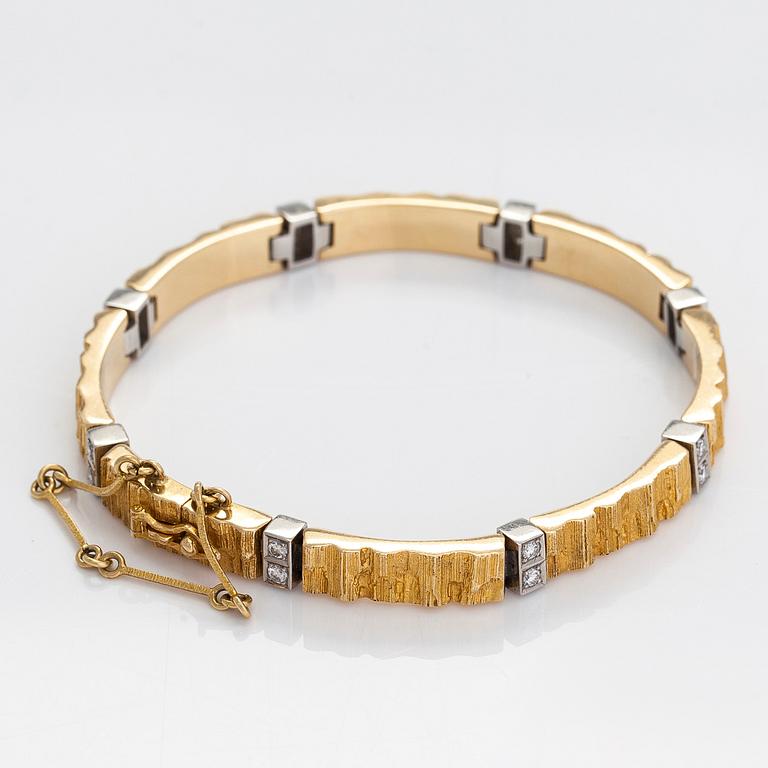 Björn Weckström, an 18K gold 'Silvia' bracelet with diamonds, Lapponia 1982.