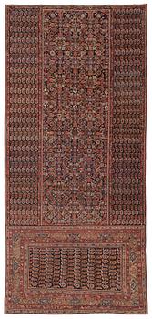 444. A Mahal 'Triclinium' carpet, West Persia, c. 548 x 253 cm.