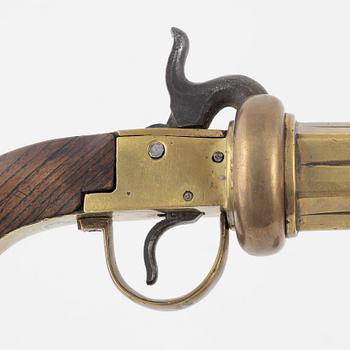 Slaglåsrevolver, signerad AGS (Anders Gustafsson 1835-1924 Ödesstugu).