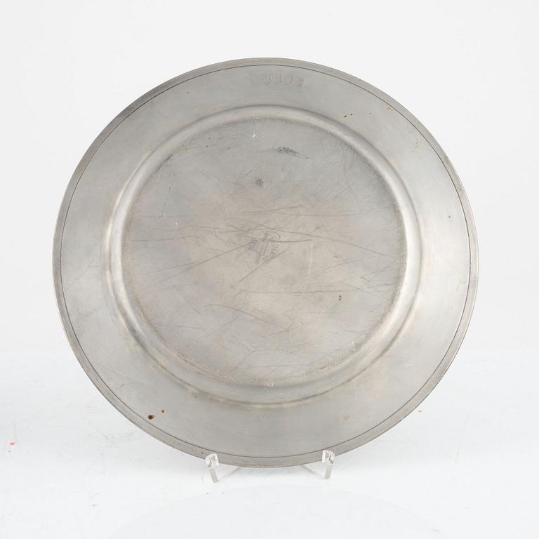 A set of Swedish Pewter Envelope Plates, Scandia Tenn, Karlshamn 1973-1981 (14 pieces).