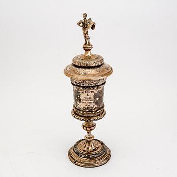 Cup with lid, silver Austria/Hungary 1872-1921, weight 472 grams.