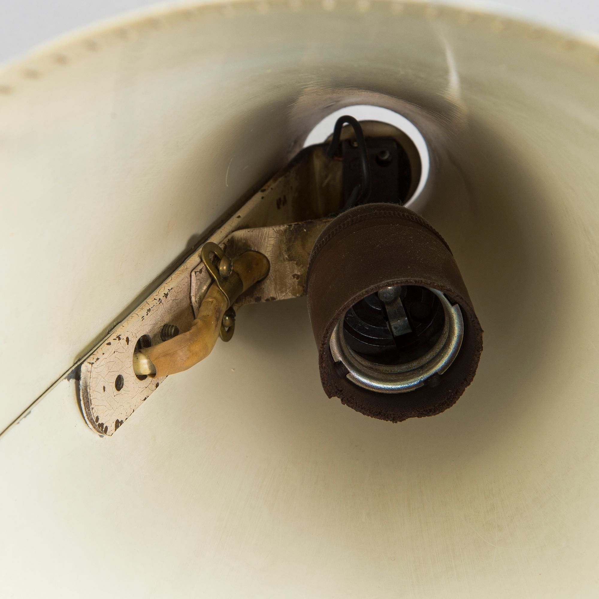 Paavo Tynell, golvlampa, modell K10-10,Taito/ Idman, 1900-talets mitt.