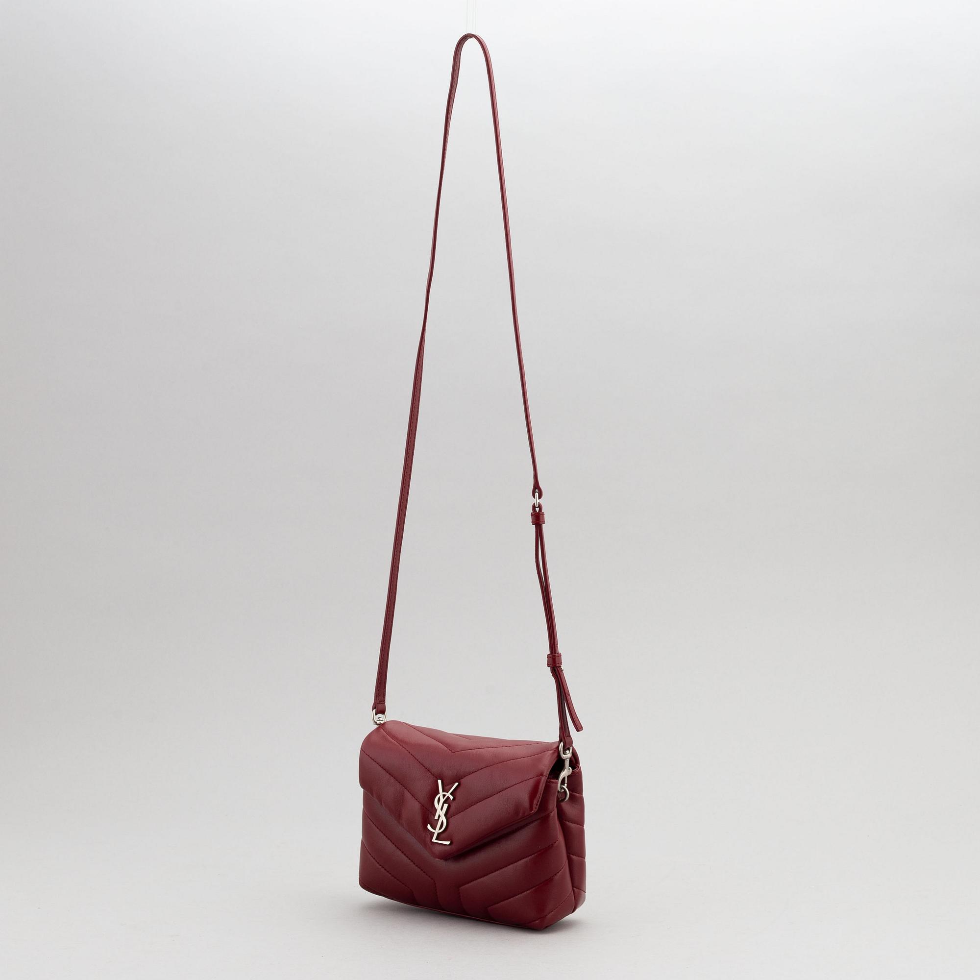 Yves Saint Laurent, väska, "Loulou".