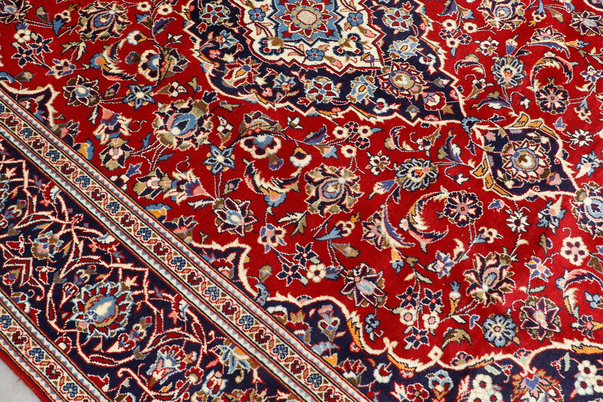 A carpet, Keshan, ca 297 x 198 cm.