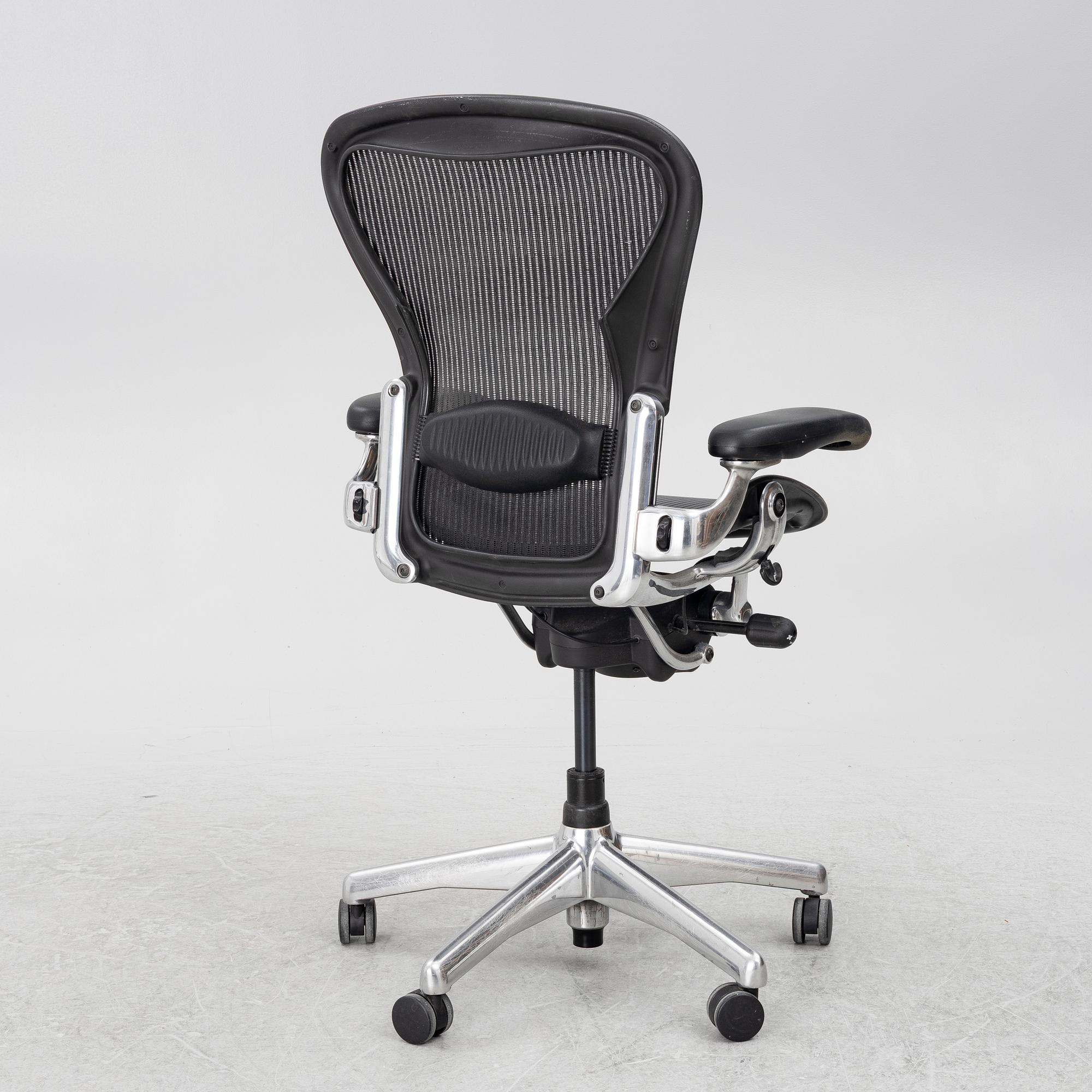 Don Chadwick och Bill Stumpf, skrivbordsstol, "Aeron", Herman Miller.