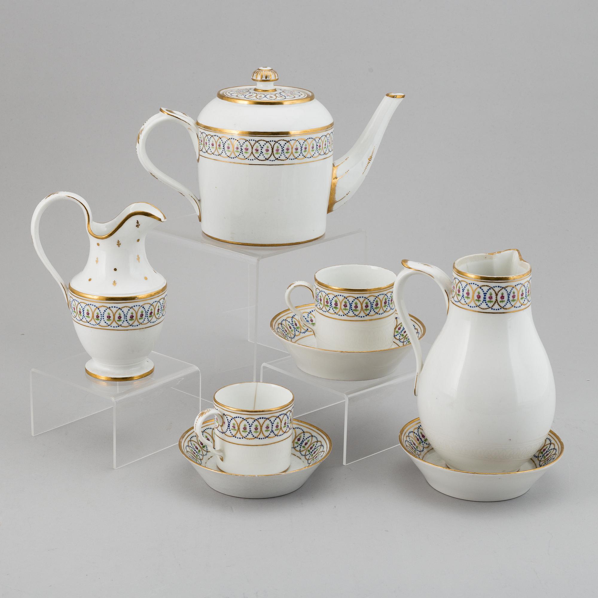 A tete a tete service, Empire, 19th Century. (5 pieces).