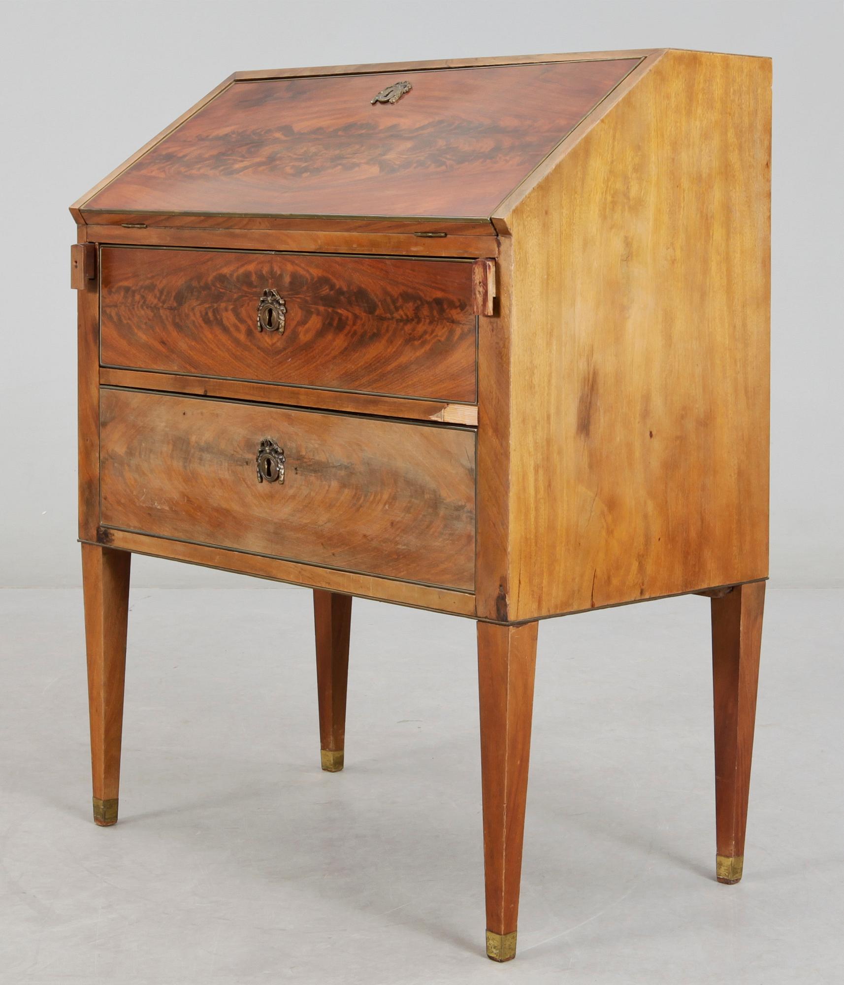 DAMSEKRETÄR, gustaviansk stil, 1800-tal.
